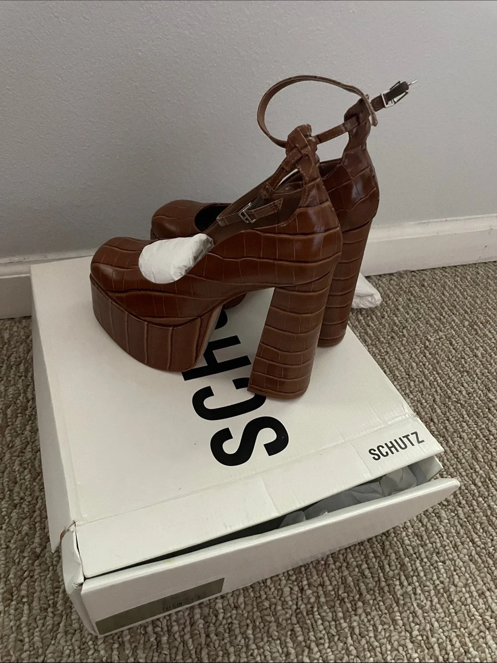 SCHUTZ Brown Croc-Embossed Platform High-Heel Sandals
